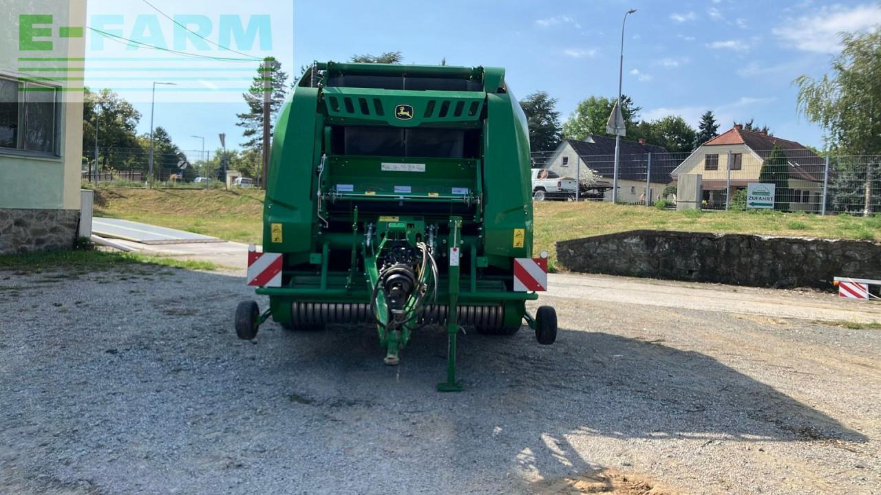 John Deere V461R - Balirka za kockaste bale: slika 3 John Deere V461R - Balirka za kockaste bale: slika 3