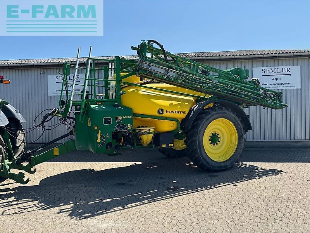 John Deere m952i - Vučena prskalica: slika 1 John Deere m952i - Vučena prskalica: slika 1