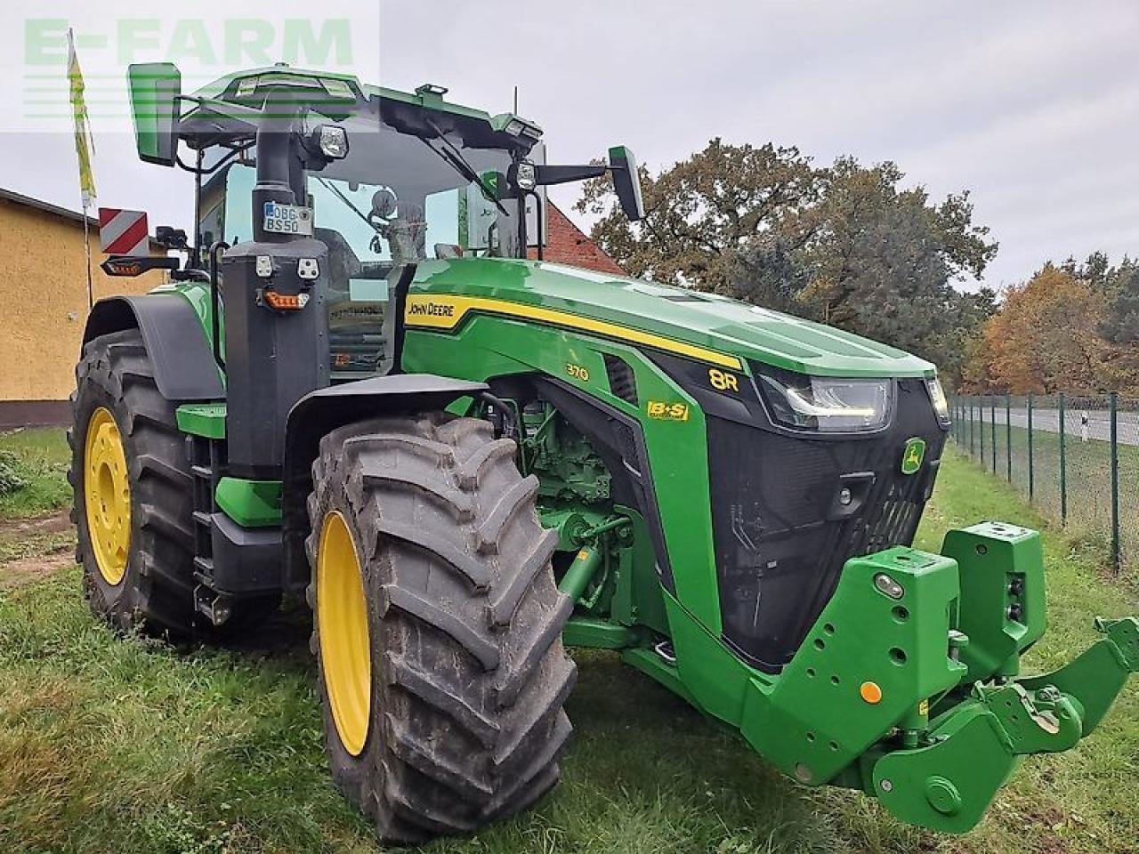 John Deere traktor 8r370 - Traktor: slika 2 John Deere traktor 8r370 - Traktor: slika 2