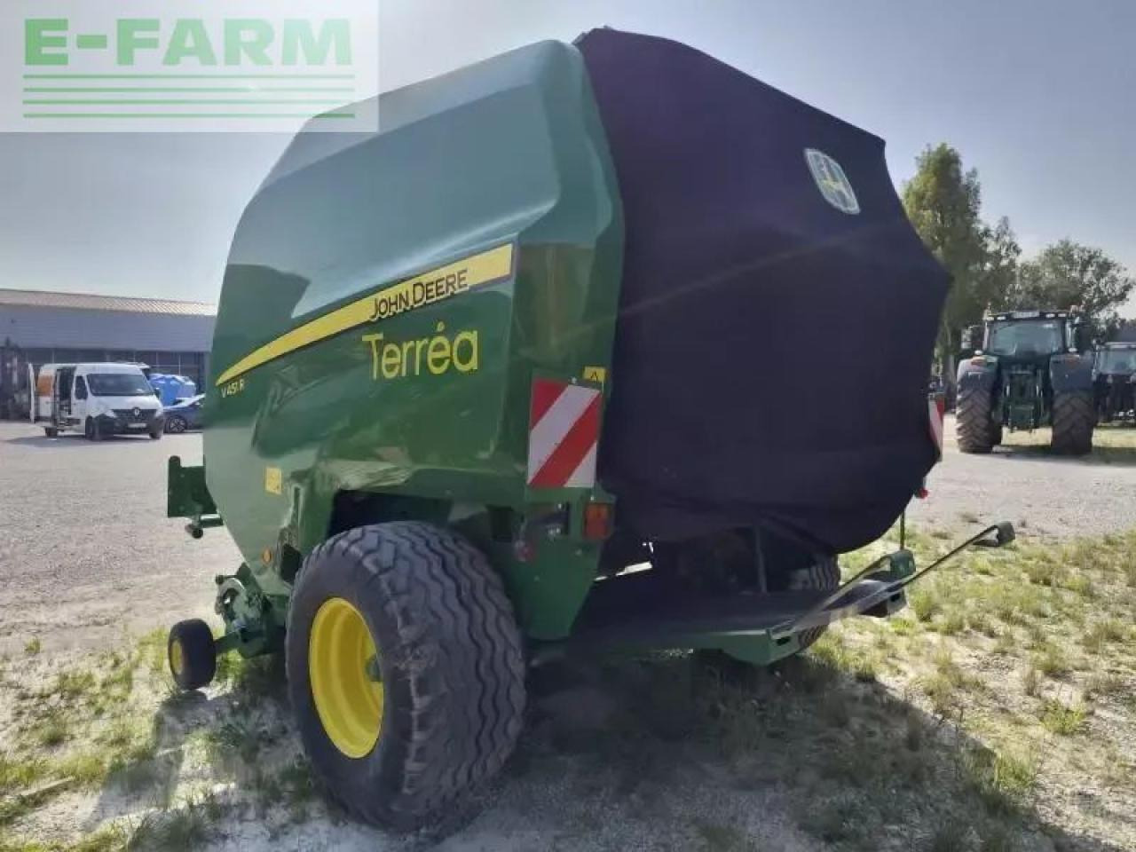 John Deere v451r - Balirka za kockaste bale: slika 4 John Deere v451r - Balirka za kockaste bale: slika 4