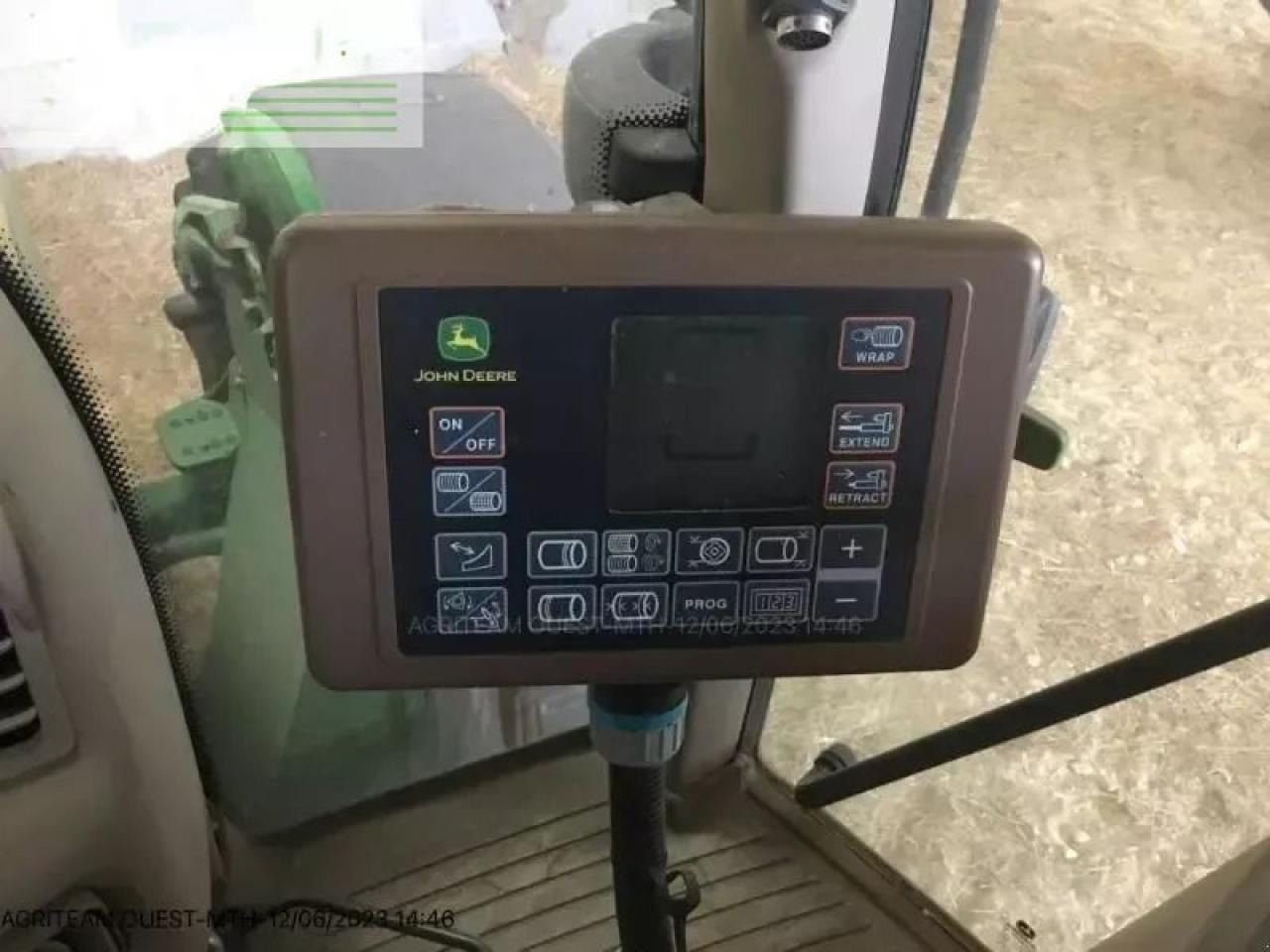 John Deere v461m - Balirka za kockaste bale: slika 5 John Deere v461m - Balirka za kockaste bale: slika 5