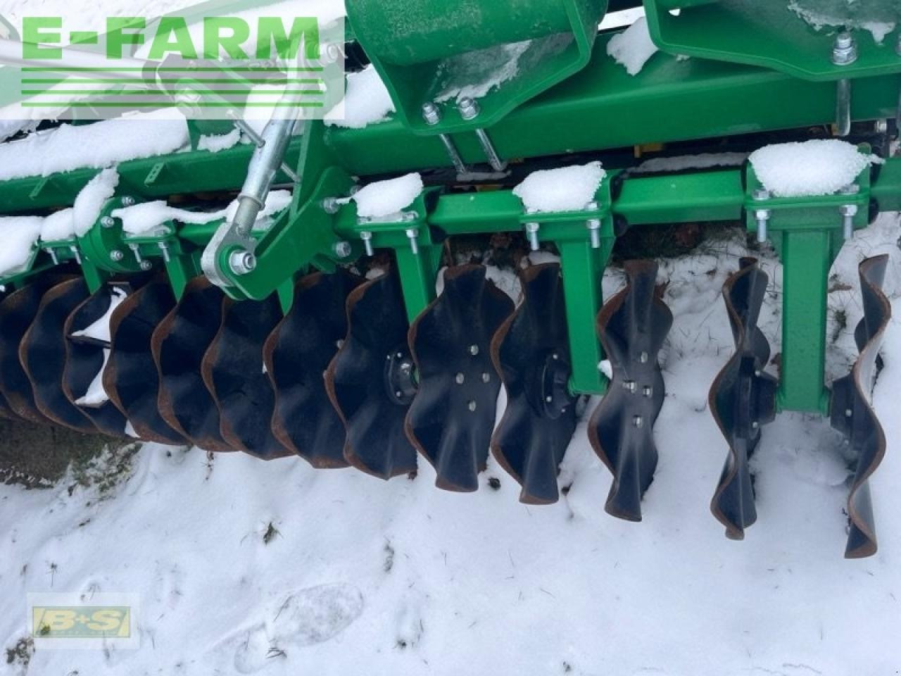 Kerner x-cut solo 600 - Traktor: slika 4 Kerner x-cut solo 600 - Traktor: slika 4