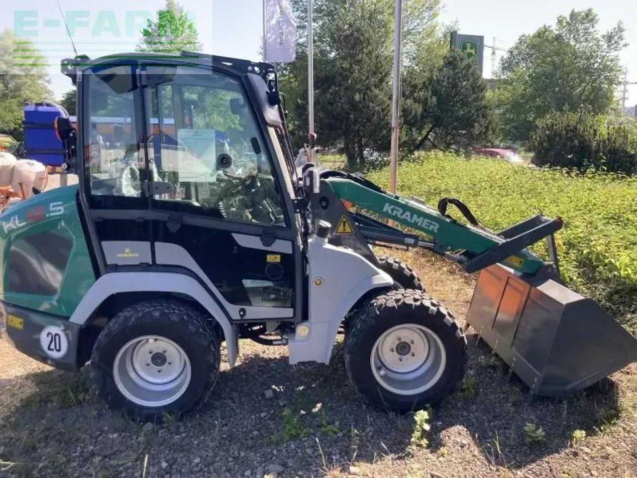 Kramer kl 12.5 - Mini bager: slika 2 Kramer kl 12.5 - Mini bager: slika 2