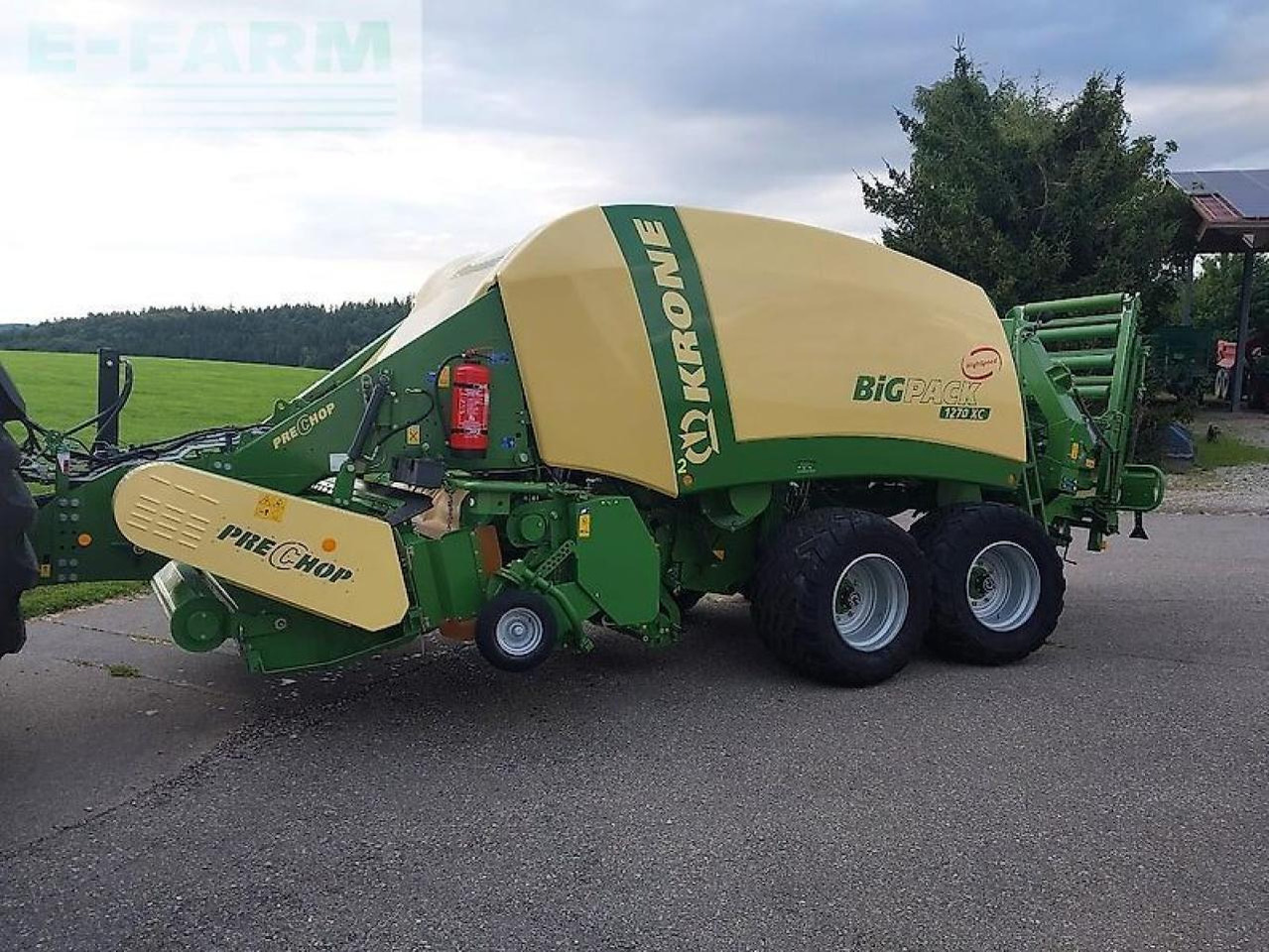 Krone big pack 1270 xc prechop - Balirka za kockaste bale: slika 1 Krone big pack 1270 xc prechop - Balirka za kockaste bale: slika 1