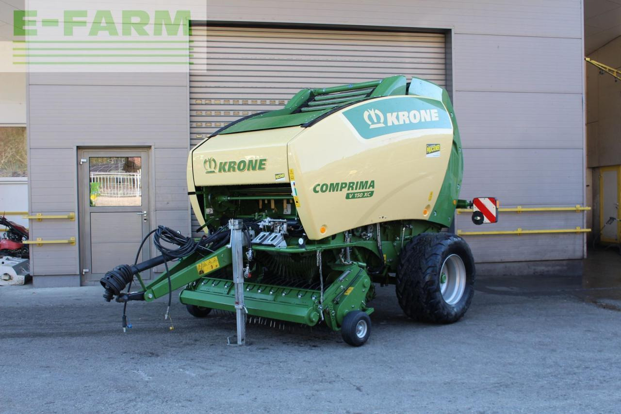 Krone comprima v 150 xc - Balirka za kockaste bale: slika 1 Krone comprima v 150 xc - Balirka za kockaste bale: slika 1