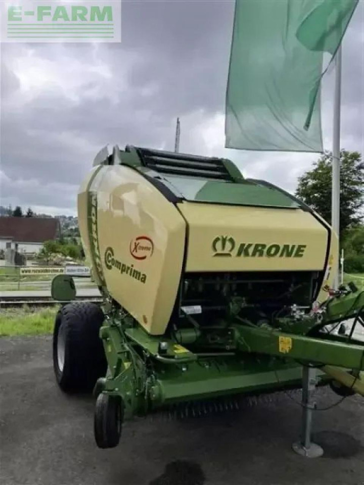 Krone comprima v 150 xc xtrem - Balirka za kockaste bale: slika 4 Krone comprima v 150 xc xtrem - Balirka za kockaste bale: slika 4