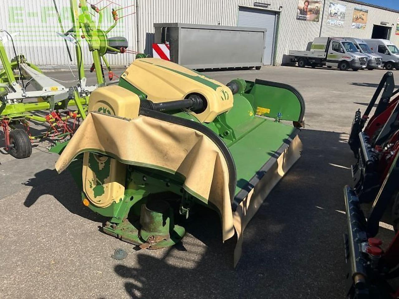 Krone easycut f320 cv - Kosačica: slika 1 Krone easycut f320 cv - Kosačica: slika 1