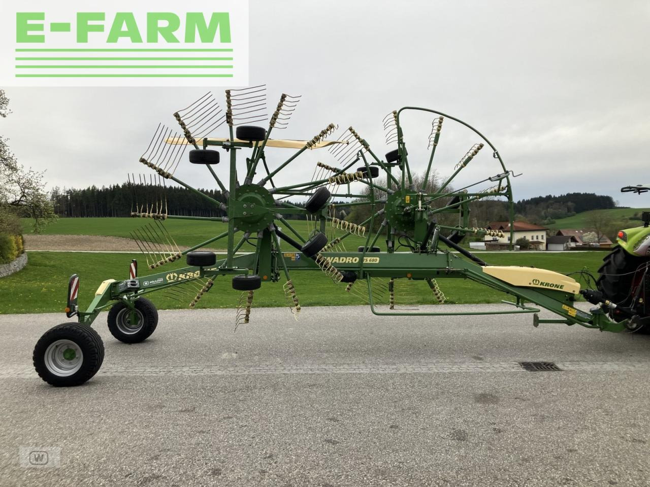 Krone swadro ts 680 - Prevrtač/ Grabuljač: slika 2 Krone swadro ts 680 - Prevrtač/ Grabuljač: slika 2