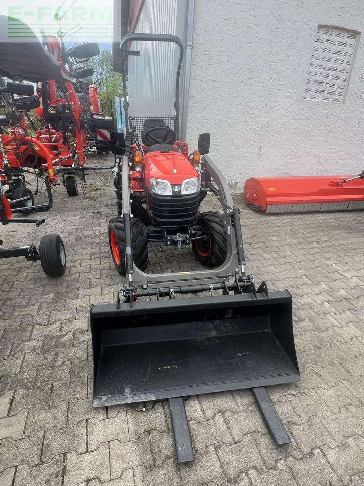 Kubota b1241 d-ec - Traktor: slika 1 Kubota b1241 d-ec - Traktor: slika 1