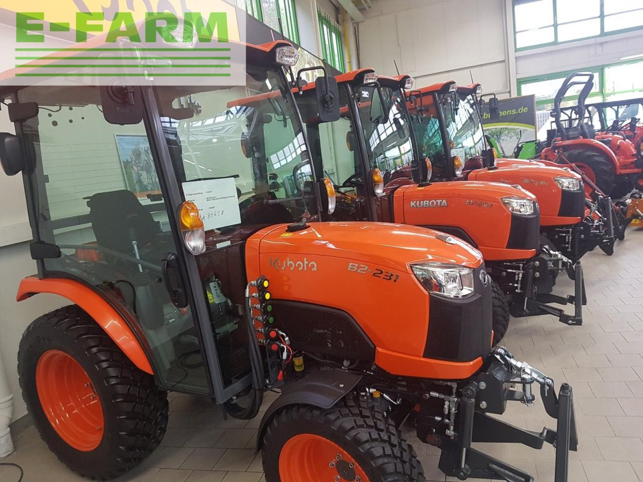 Kubota b2-231h cab ab 0,99% - Traktor: slika 1 Kubota b2-231h cab ab 0,99% - Traktor: slika 1