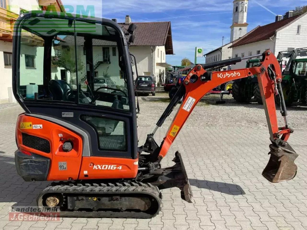 Mini bager Kubota kx016-4: slika 9