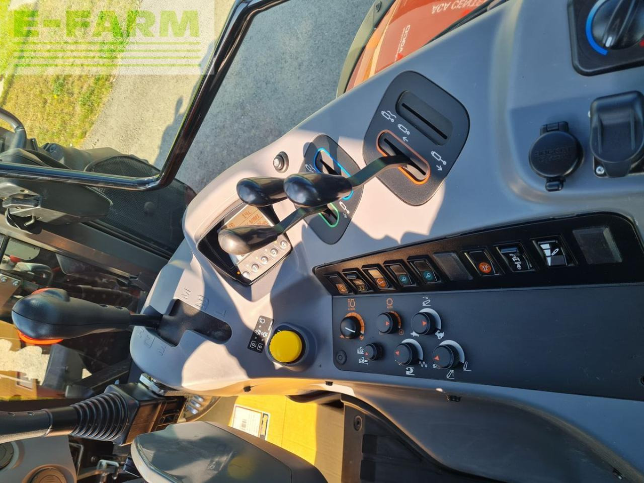 Traktor Kubota m115gx iv: slika 19