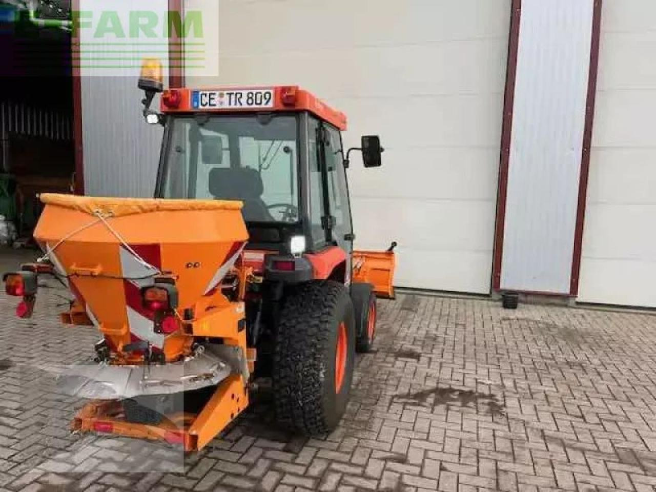 Kubota stv 32 - Traktor: slika 2 Kubota stv 32 - Traktor: slika 2