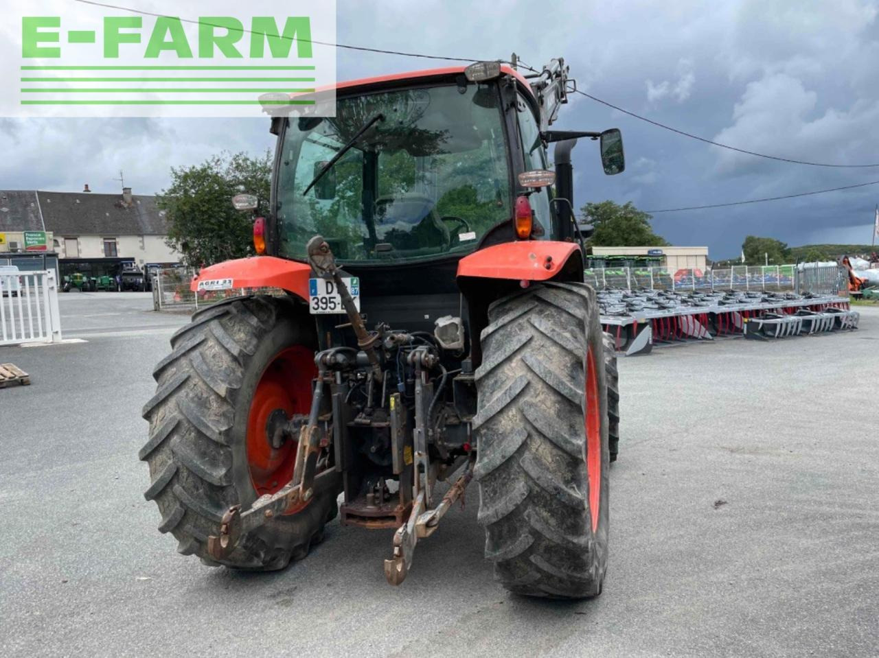 Kubota tracteur agricole m110gx kubota - Traktor: slika 4 Kubota tracteur agricole m110gx kubota - Traktor: slika 4