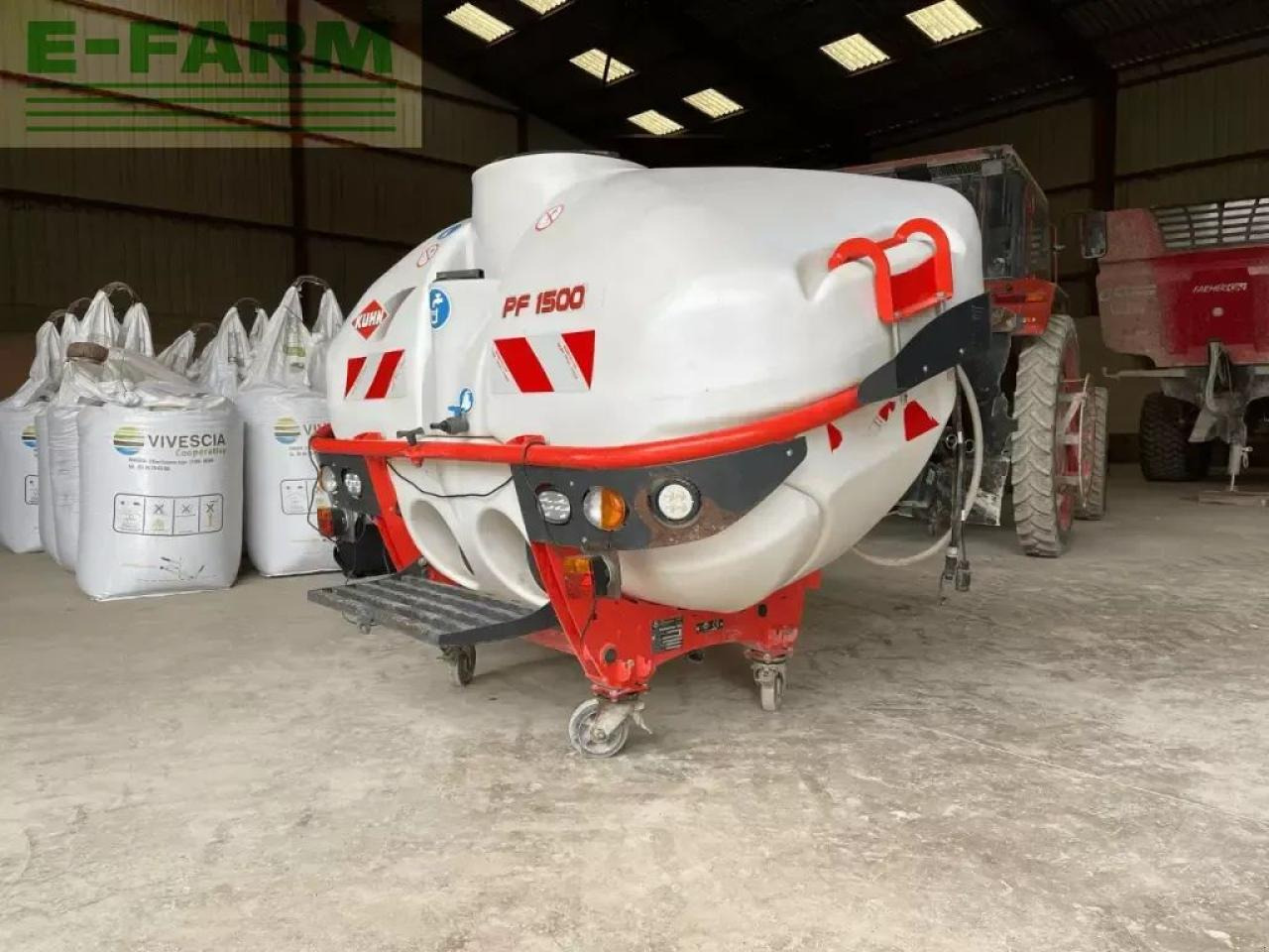 Kuhn altis 2002 - Vučena prskalica: slika 2 Kuhn altis 2002 - Vučena prskalica: slika 2