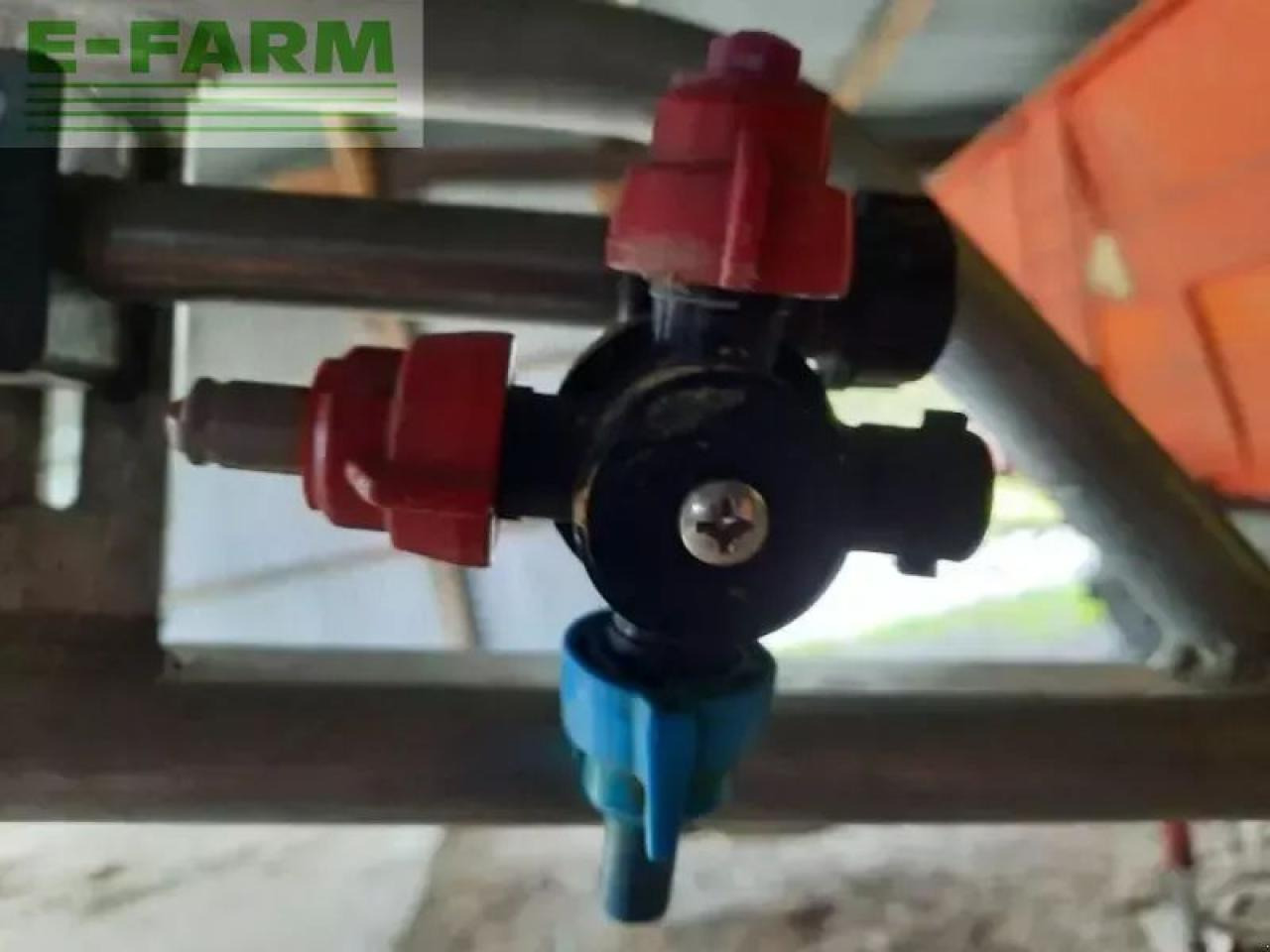 Kuhn atlantique3200 - Vučena prskalica: slika 5 Kuhn atlantique3200 - Vučena prskalica: slika 5