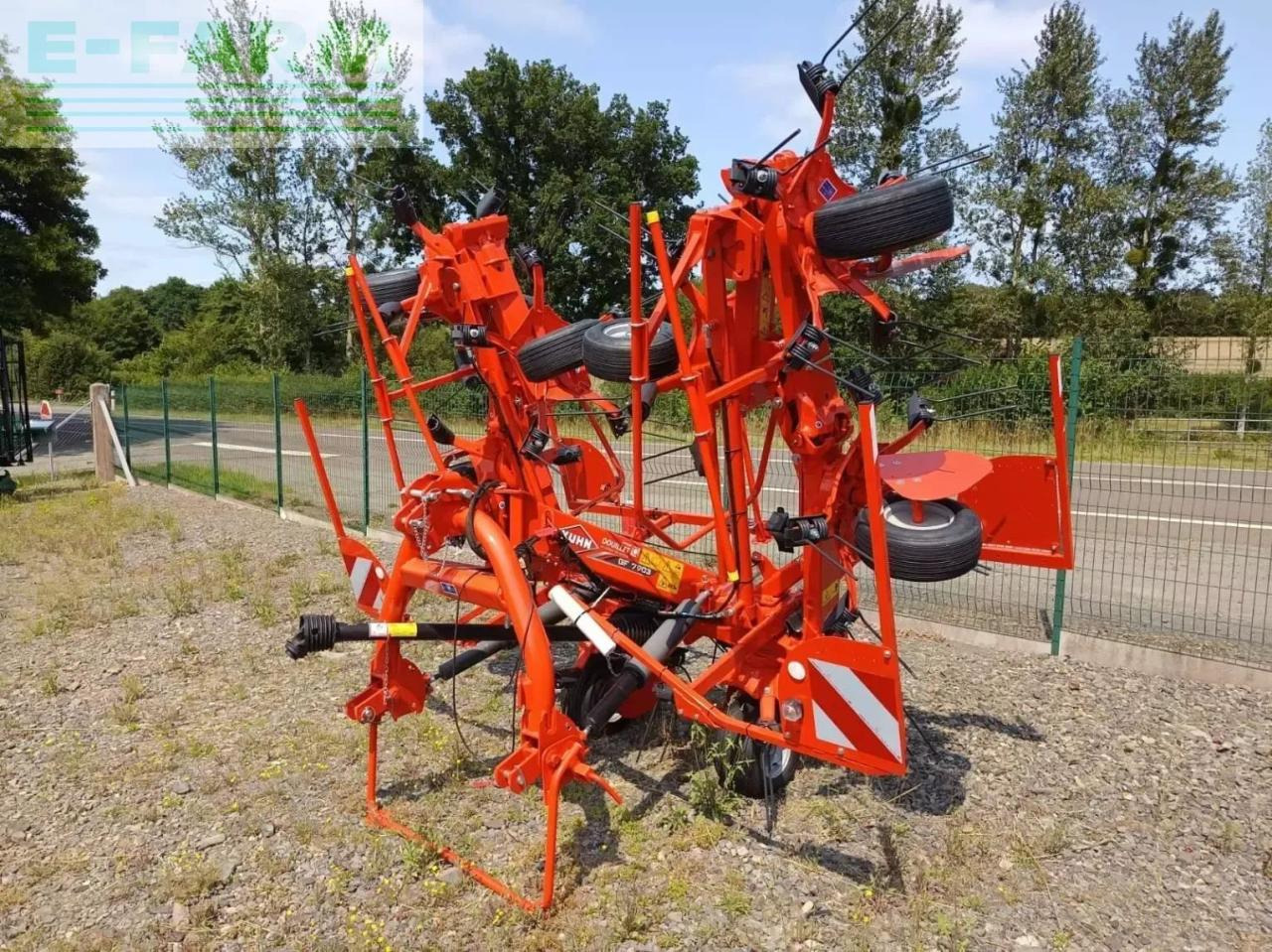 Kuhn gf 7903 - Prevrtač/ Grabuljač: slika 1 Kuhn gf 7903 - Prevrtač/ Grabuljač: slika 1