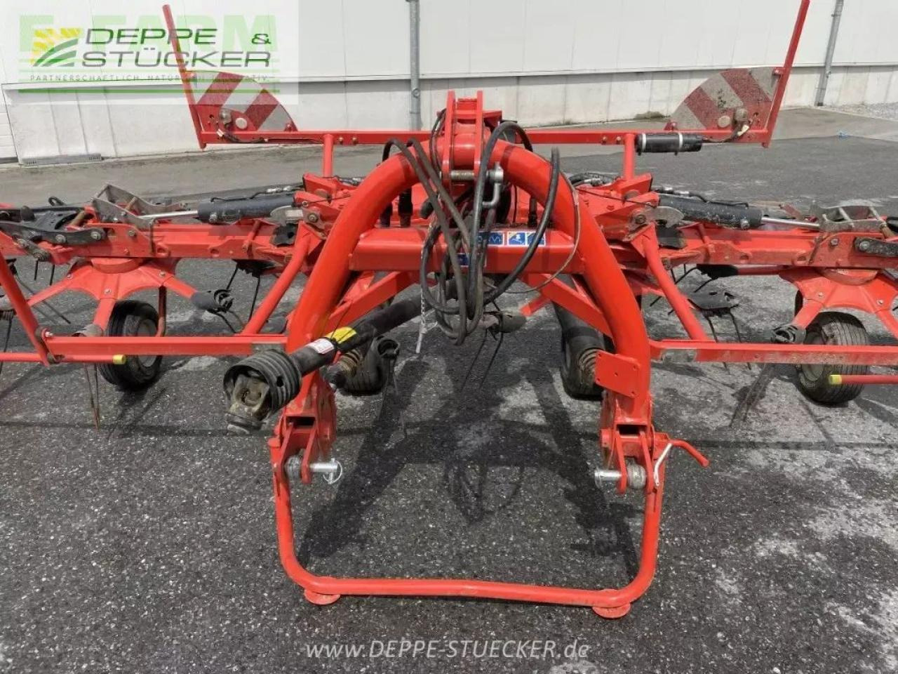 Prevrtač/ Grabuljač Kuhn gf10803 (my 2023): slika 9