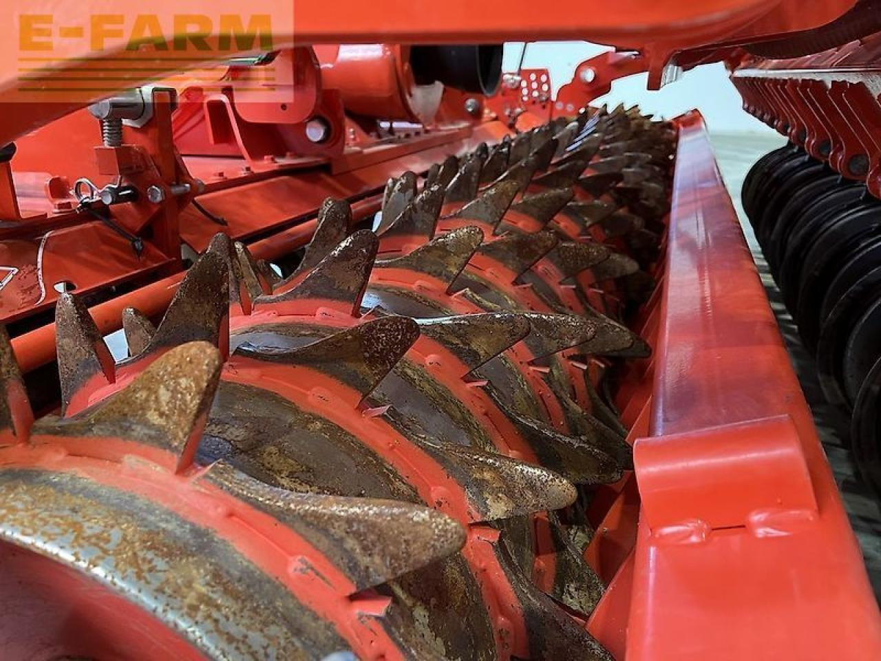 Kuhn hrb 302 / venta 330-24 - Sejalica: slika 5 Kuhn hrb 302 / venta 330-24 - Sejalica: slika 5