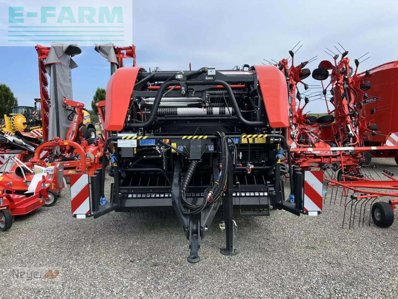 Kuhn i-bio+ intelliwrap press-wickel-kombi - Balirka za kockaste bale: slika 3 Kuhn i-bio+ intelliwrap press-wickel-kombi - Balirka za kockaste bale: slika 3