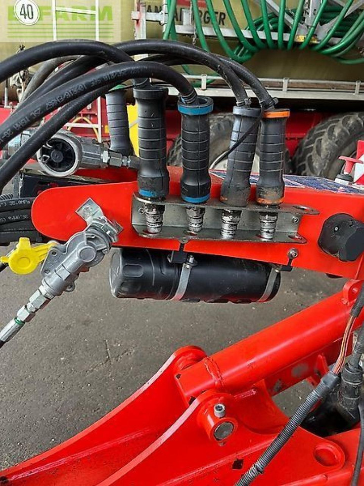 Kuhn optimer l 12000 - Tanjirača: slika 3 Kuhn optimer l 12000 - Tanjirača: slika 3