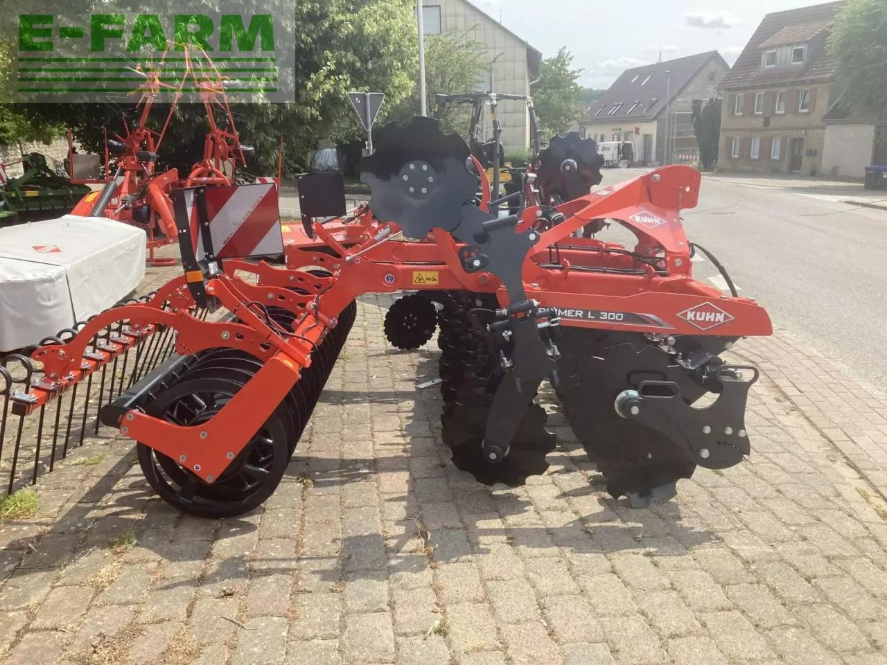 Kuhn optimer l 300 - Tanjirača: slika 2 Kuhn optimer l 300 - Tanjirača: slika 2