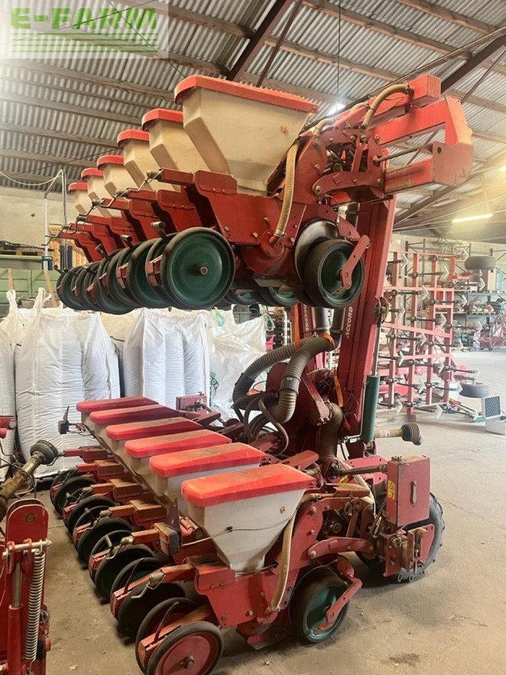 Kverneland Optima - Mašina za preciznu setvu: slika 3 Kverneland Optima - Mašina za preciznu setvu: slika 3