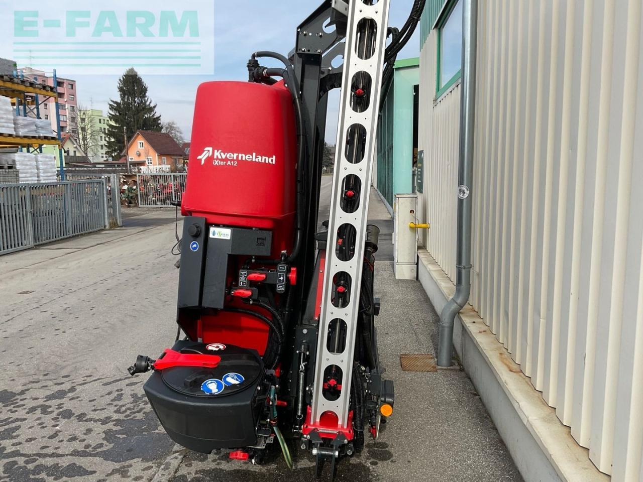 Kverneland iXter A 12 - Vučena prskalica: slika 2 Kverneland iXter A 12 - Vučena prskalica: slika 2