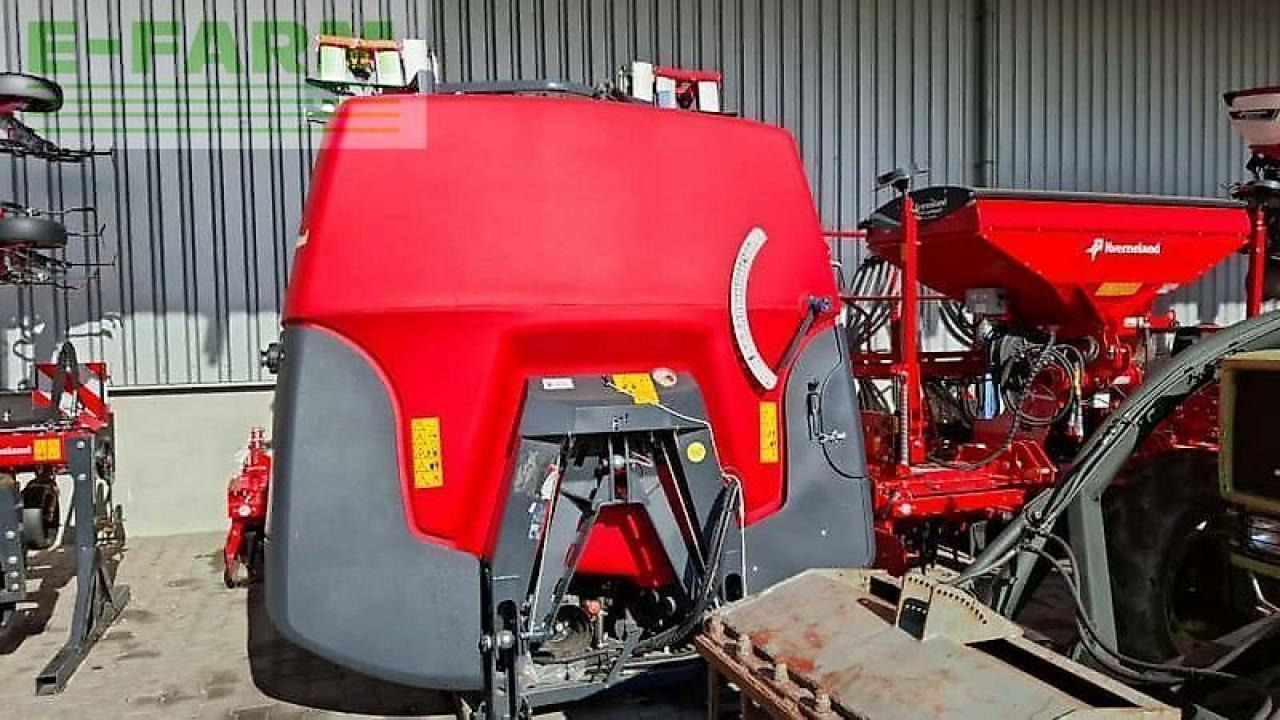 Kverneland ixter b18 - Vučena prskalica: slika 1 Kverneland ixter b18 - Vučena prskalica: slika 1