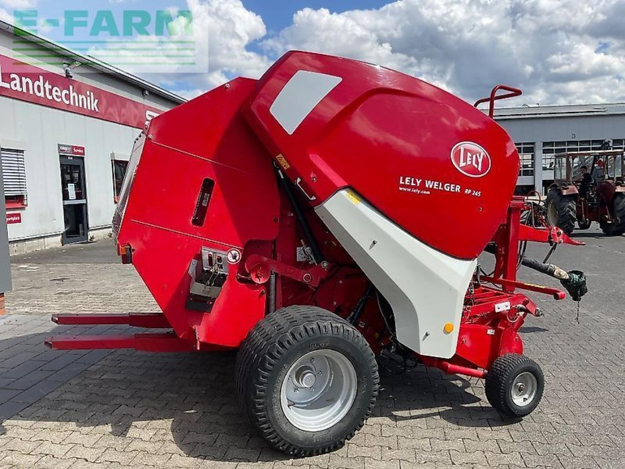 Lely rp 245 - Balirka za kockaste bale: slika 2 Lely rp 245 - Balirka za kockaste bale: slika 2