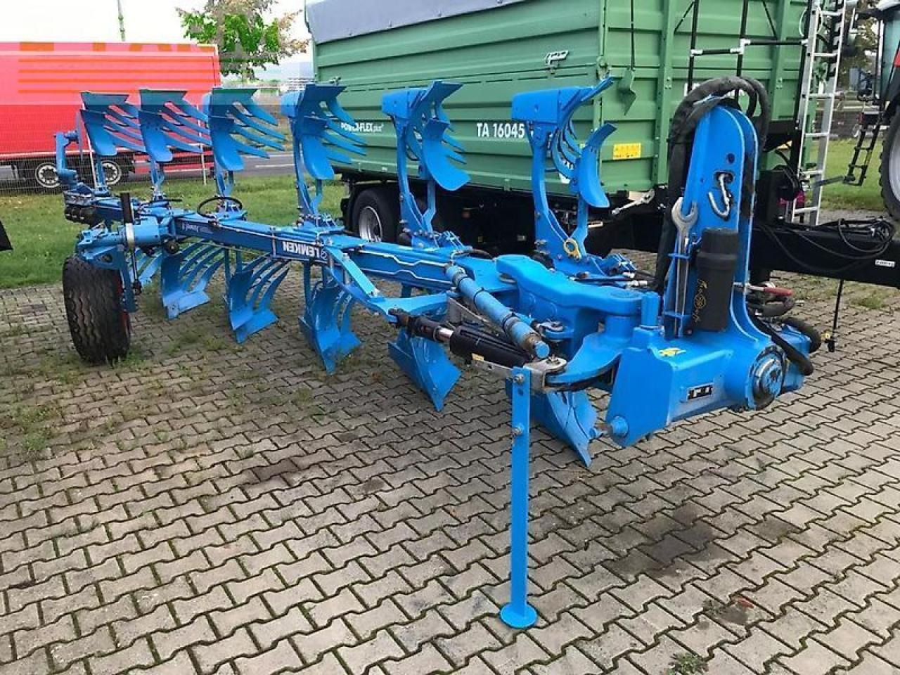 Lemken juwel 8m - Plug: slika 1 Lemken juwel 8m - Plug: slika 1