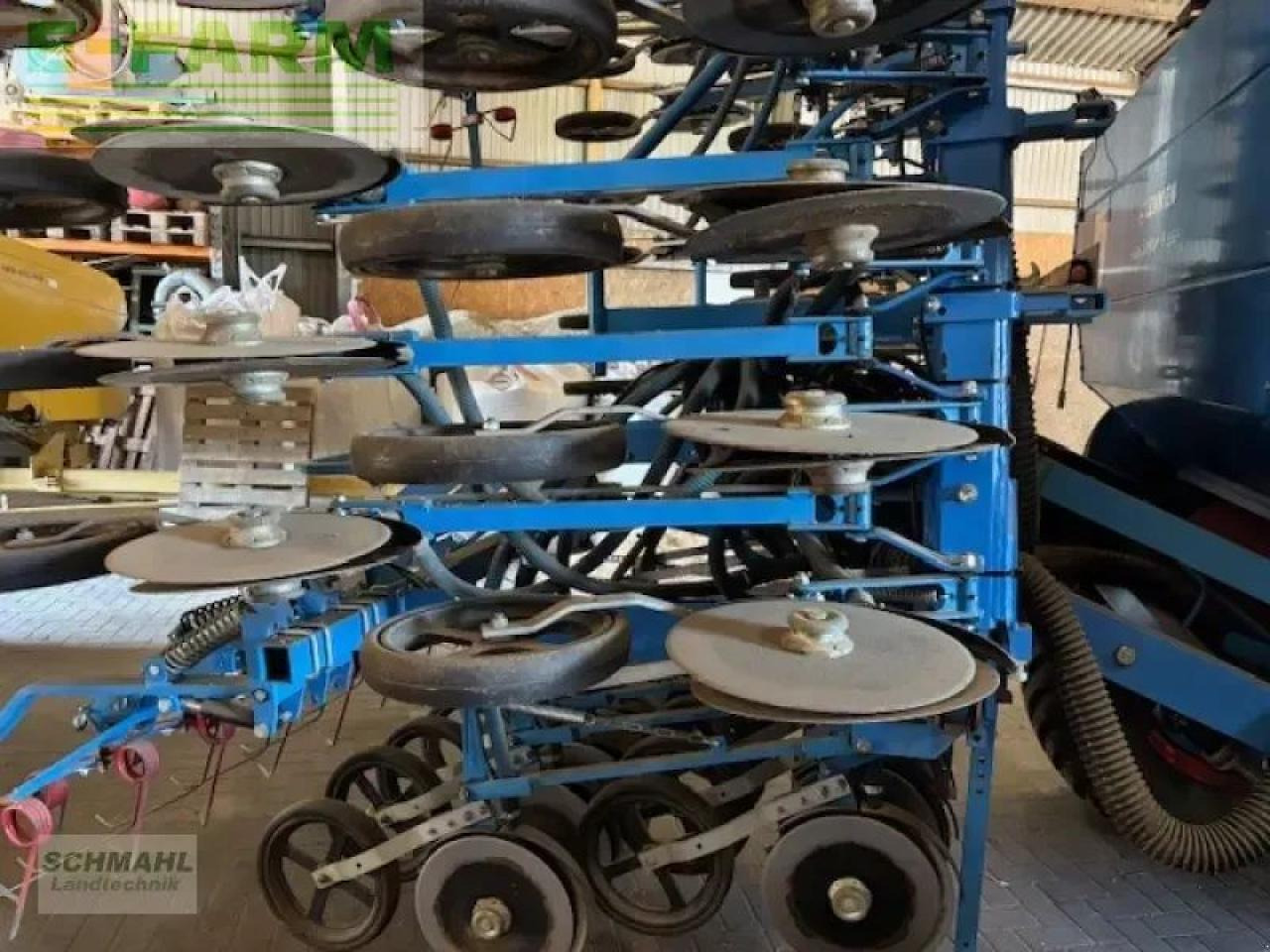 Lemken solitär 9/600 ka - ds 125 mit zirkon 12/600 ka - Kombinovana mašina za setvu: slika 2 Lemken solitär 9/600 ka - ds 125 mit zirkon 12/600 ka - Kombinovana mašina za setvu: slika 2