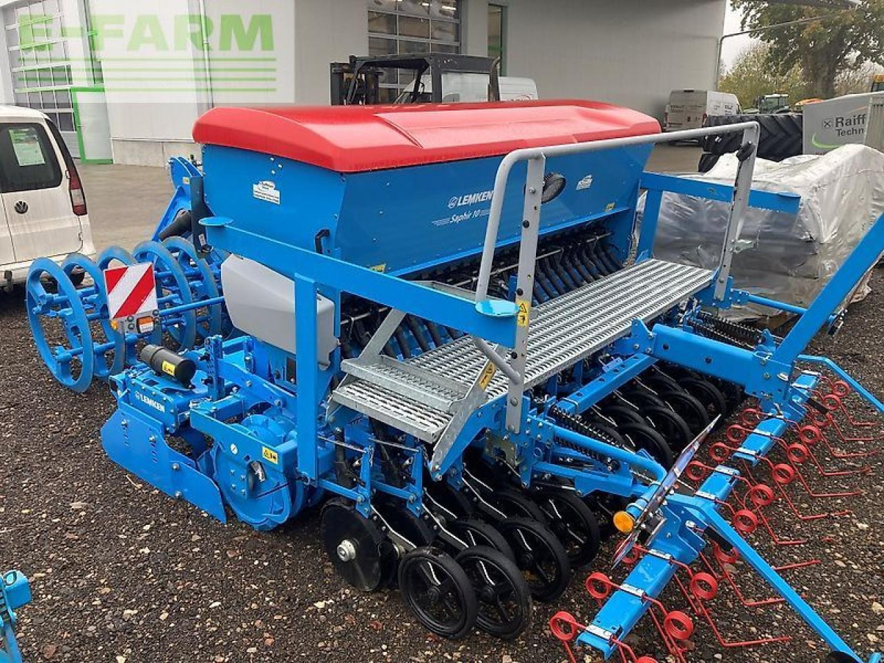 Lemken zirkon 12/300 + saphir 10/300 - Oprema za obradu zemljišta: slika 1 Lemken zirkon 12/300 + saphir 10/300 - Oprema za obradu zemljišta: slika 1