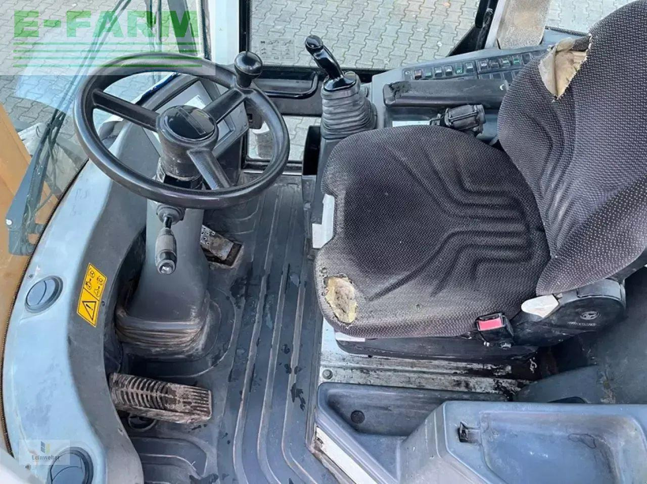 Liebherr 514 l stereolader - Mini bager: slika 5 Liebherr 514 l stereolader - Mini bager: slika 5