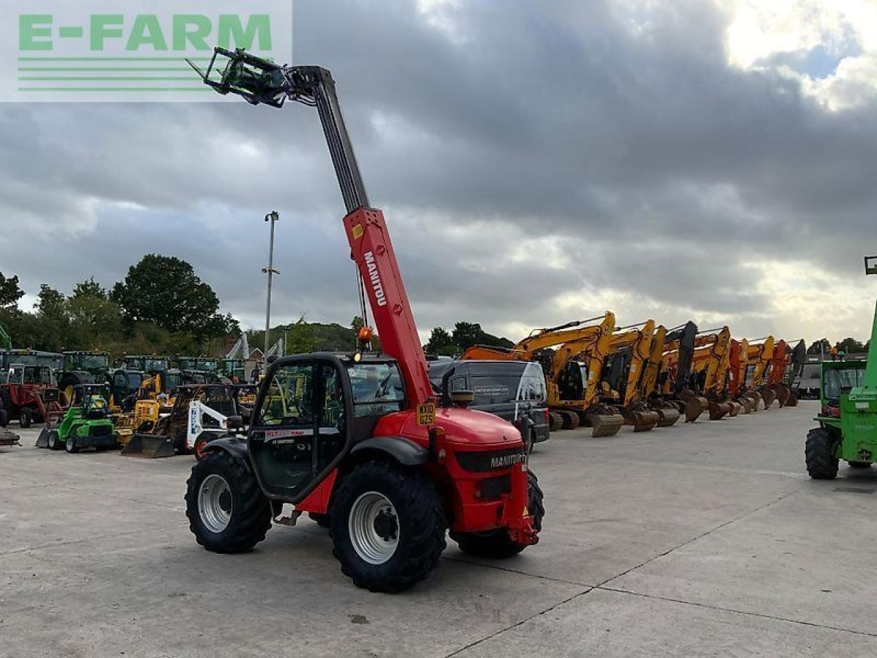 Teleskopski upravljač Manitou mlt627 t telehandler (st24059): slika 13