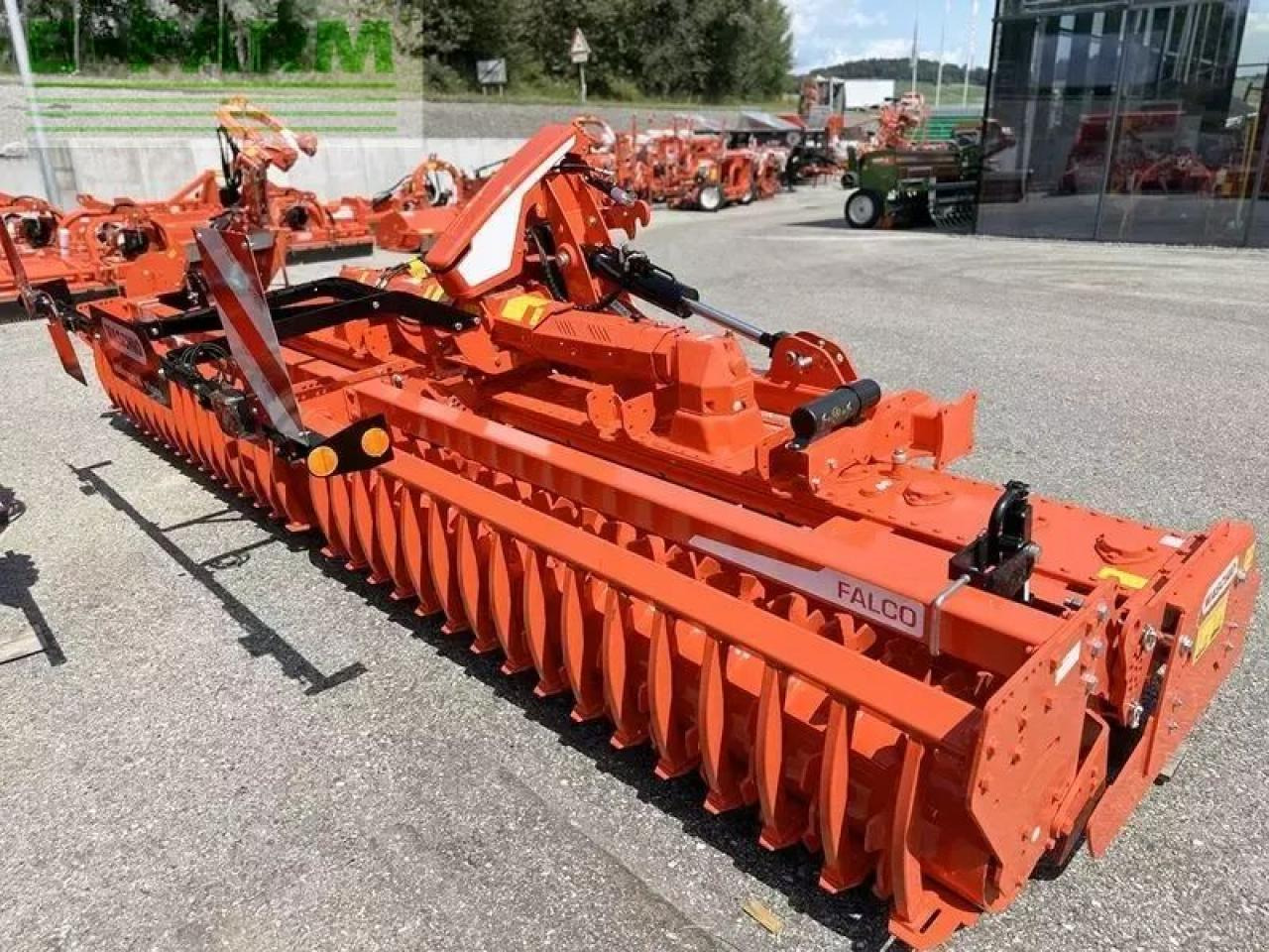 Maschio falco super 5000 kreiselegge klappbar - Oprema za obradu zemljišta: slika 4 Maschio falco super 5000 kreiselegge klappbar - Oprema za obradu zemljišta: slika 4