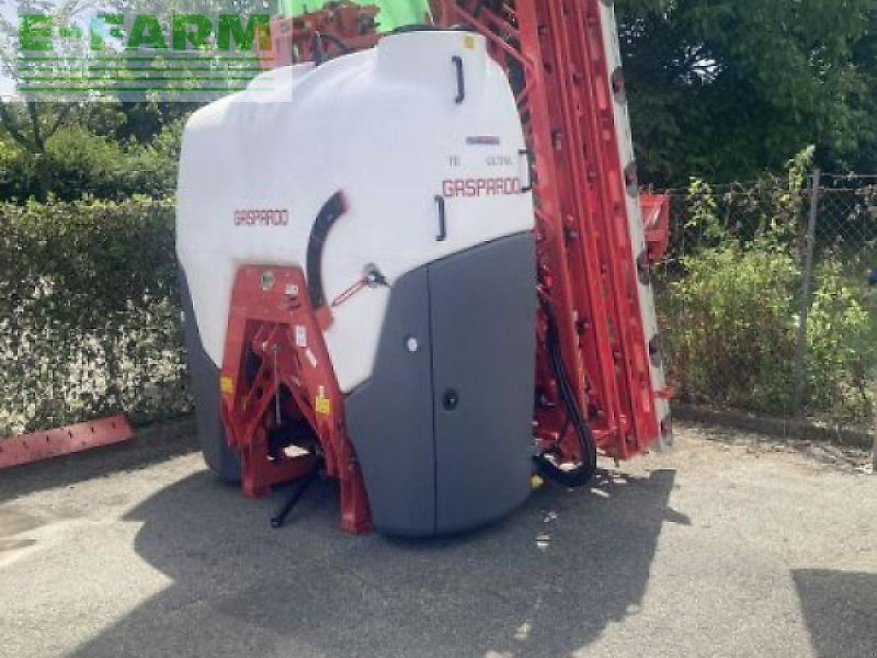 Maschio tempo ultra 2000-24mgaspardo - Vučena prskalica: slika 1 Maschio tempo ultra 2000-24mgaspardo - Vučena prskalica: slika 1