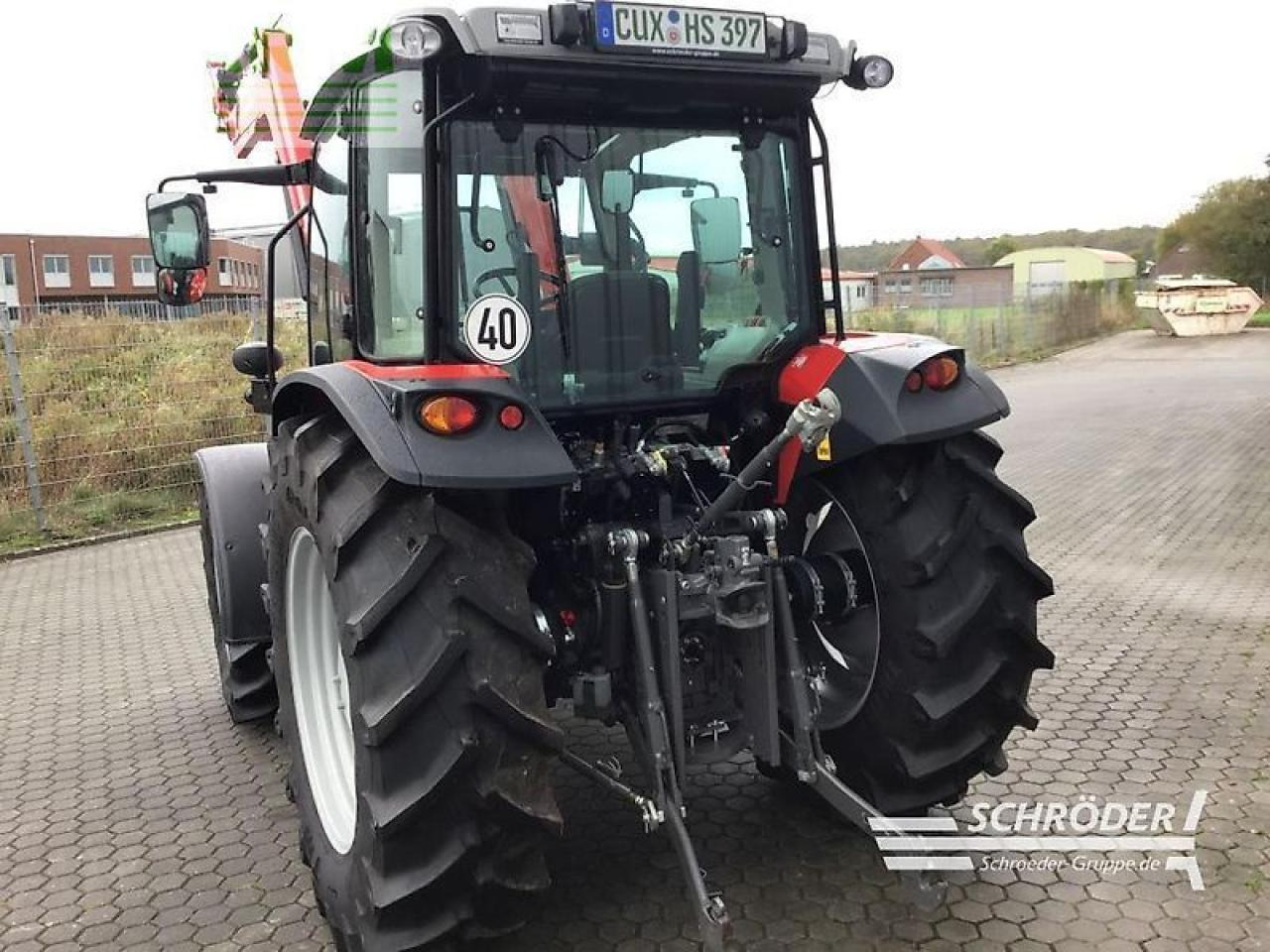 Massey Ferguson 4709 m cab essential - Traktor: slika 4 Massey Ferguson 4709 m cab essential - Traktor: slika 4