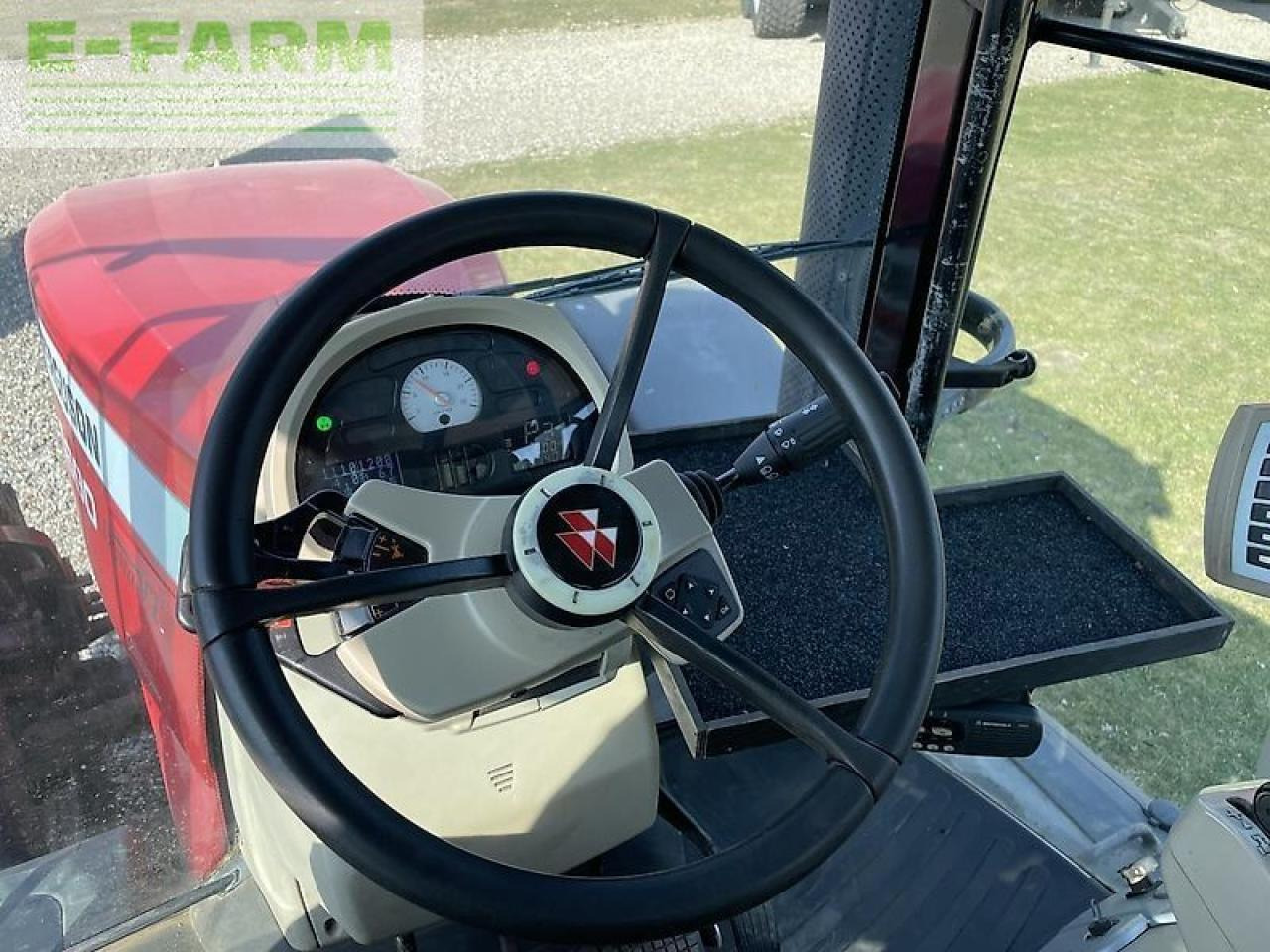 Massey Ferguson 8690 - Traktor: slika 3 Massey Ferguson 8690 - Traktor: slika 3