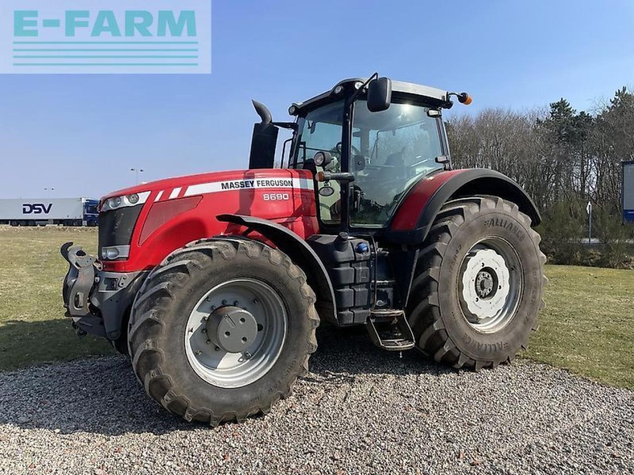 Massey Ferguson 8690 - Traktor: slika 1 Massey Ferguson 8690 - Traktor: slika 1