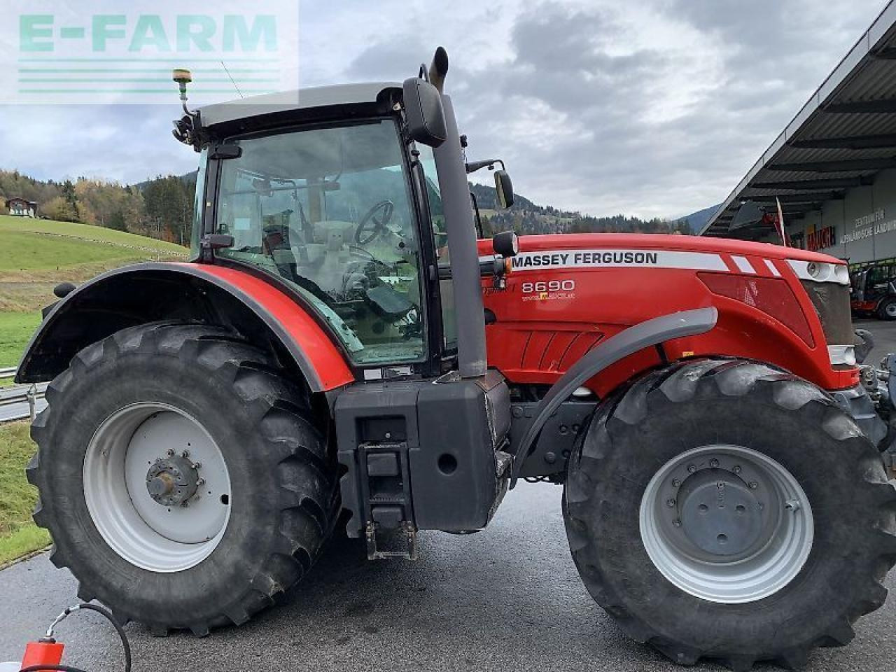 Massey Ferguson mf 8690 dyna-vt - Traktor: slika 5 Massey Ferguson mf 8690 dyna-vt - Traktor: slika 5