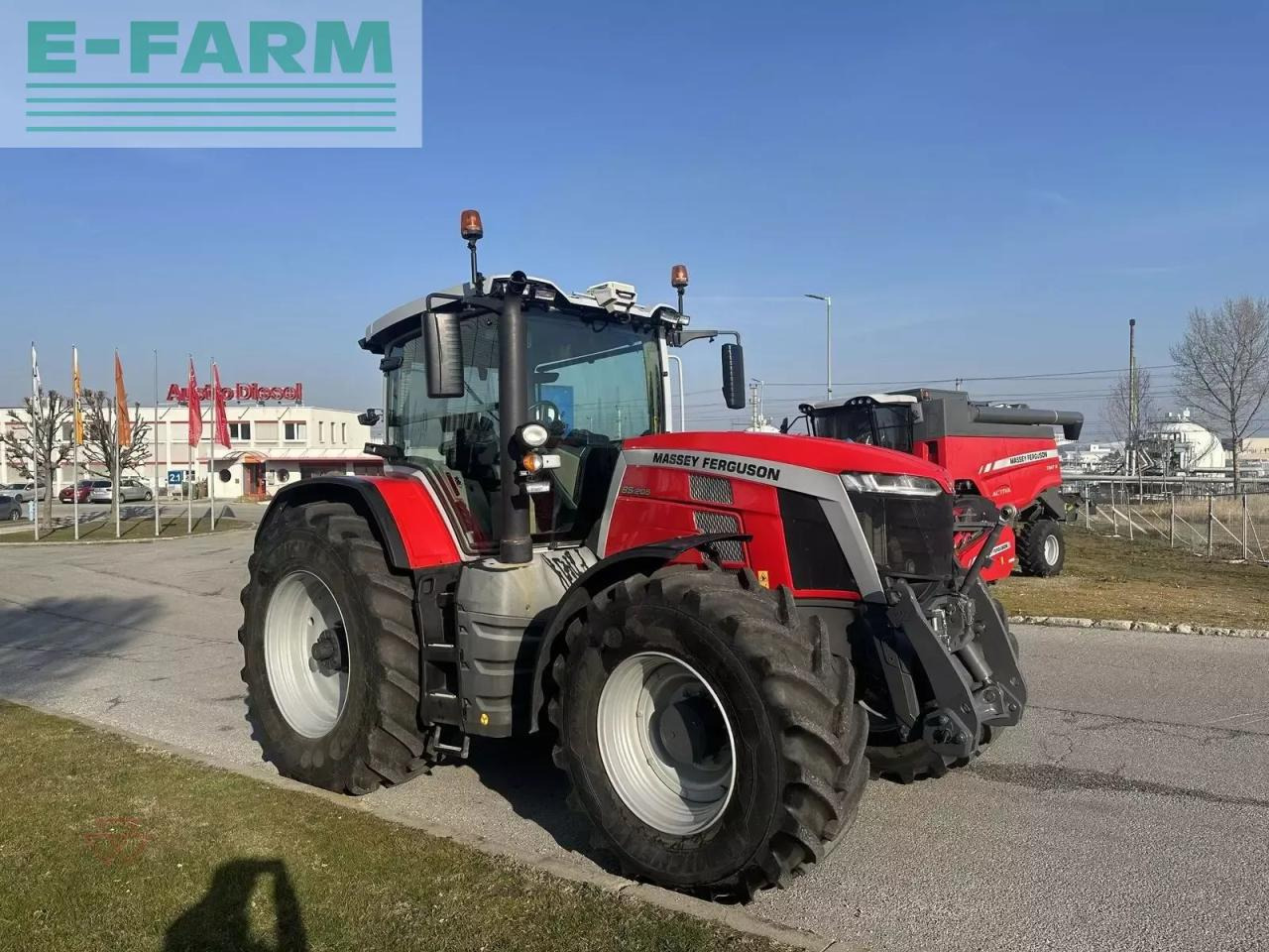 Massey Ferguson mf 8s.205 - Traktor: slika 1 Massey Ferguson mf 8s.205 - Traktor: slika 1