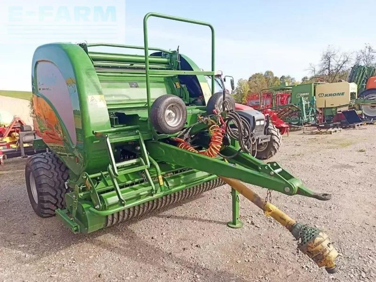 Mc Hale f5500 rundballenpresse - Balirka za kockaste bale: slika 3 Mc Hale f5500 rundballenpresse - Balirka za kockaste bale: slika 3