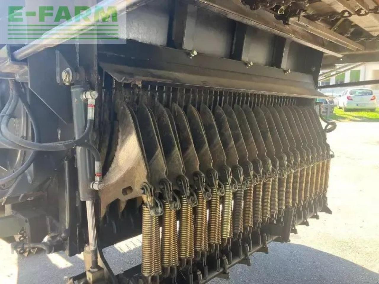 Mengele rotobull 8000 rs - Prikolica sa automatskim punjenjem: slika 4 Mengele rotobull 8000 rs - Prikolica sa automatskim punjenjem: slika 4