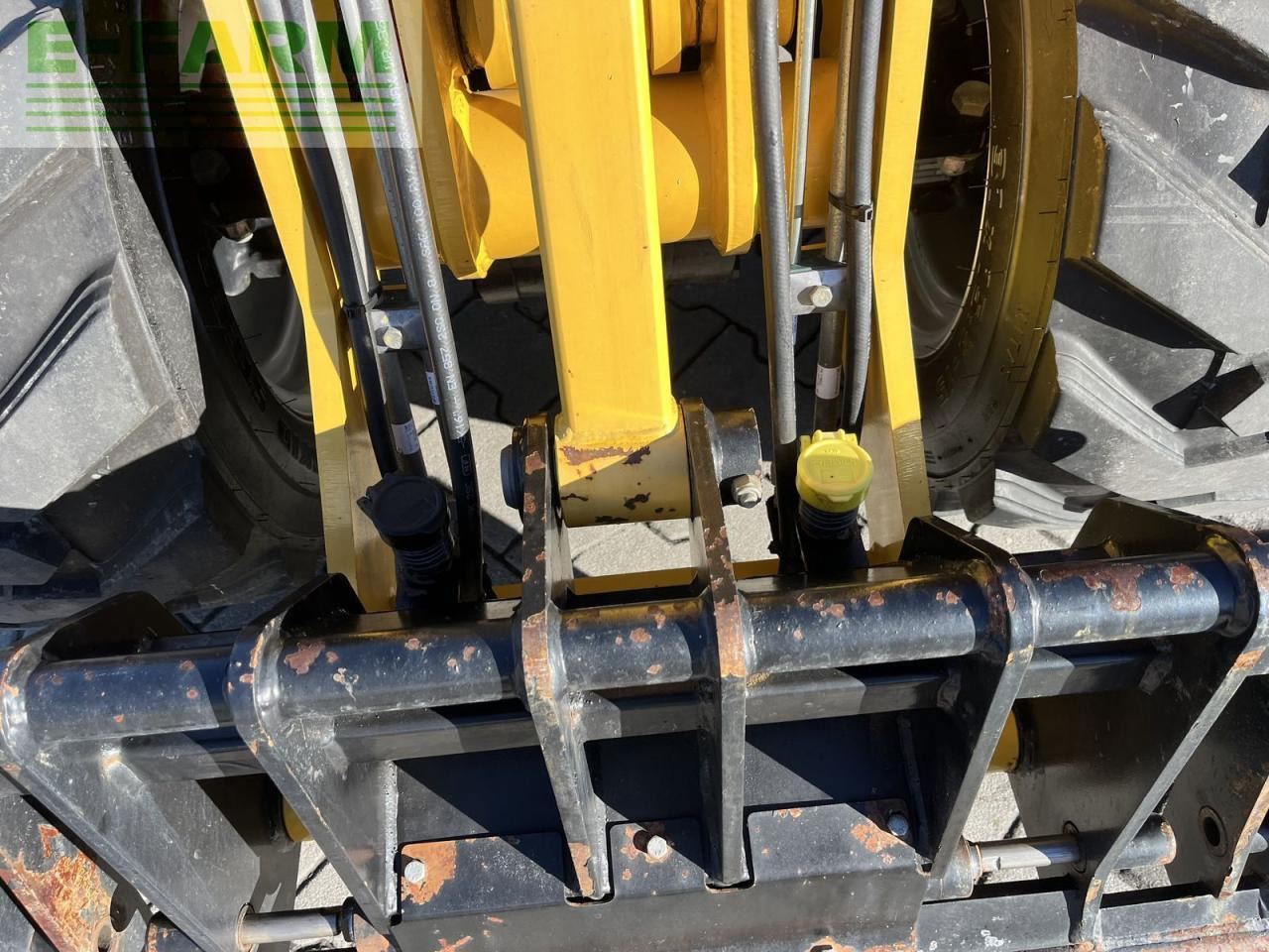 Mustang 340 mit euroaufnahme hydraulisch - Mini bager: slika 4 Mustang 340 mit euroaufnahme hydraulisch - Mini bager: slika 4