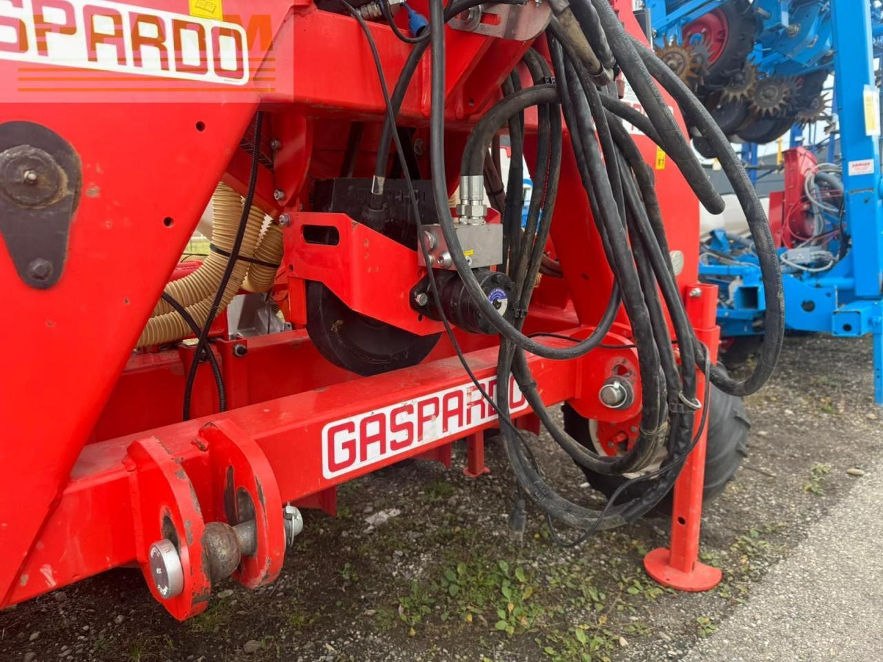 Mustang manta 12 x 50 - Mašina za preciznu setvu: slika 5 Mustang manta 12 x 50 - Mašina za preciznu setvu: slika 5