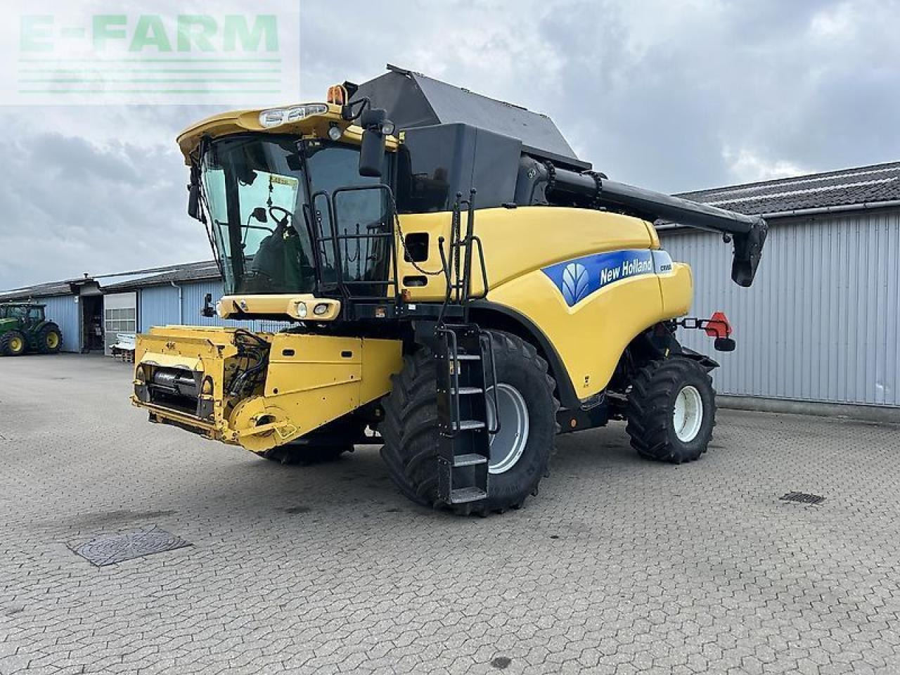 Kombinovani kombajn New Holland cr 980: slika 11