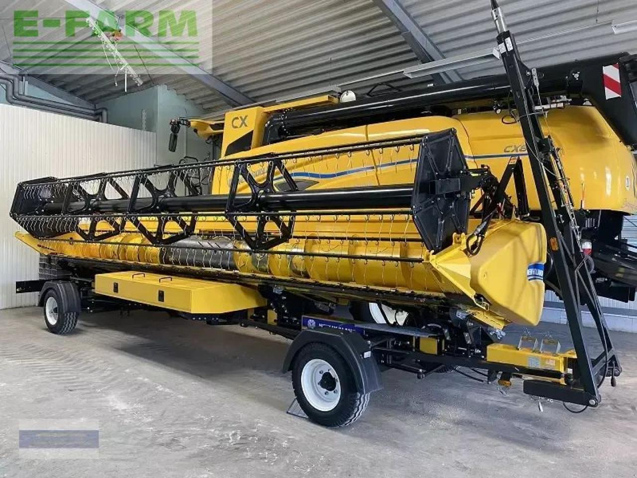 Kombinovani kombajn New Holland cx 8.90: slika 16
