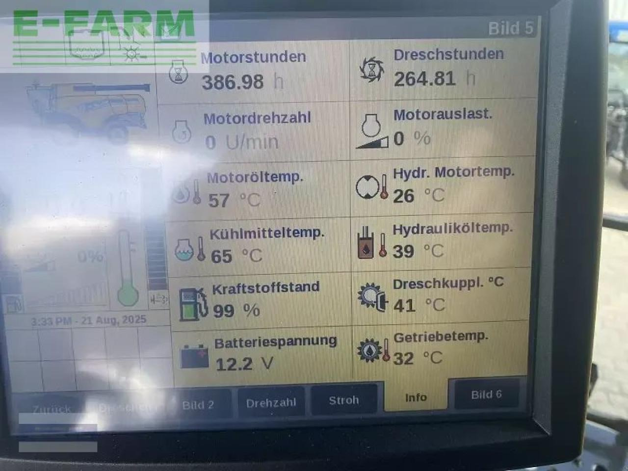 Kombinovani kombajn New Holland cx 8.90: slika 21