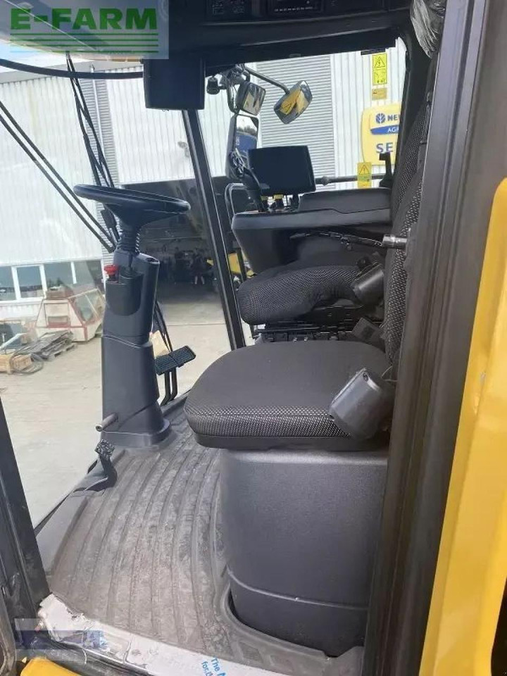 Kombinovani kombajn New Holland cx 8.90: slika 14